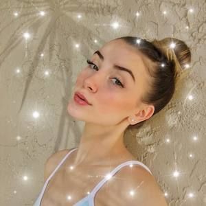 Meet your Posher, Hailey